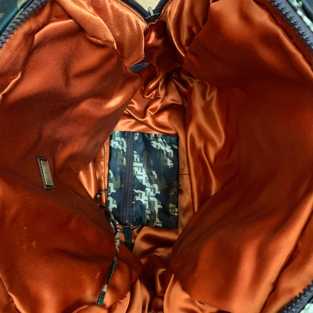 FENDI(フェンディ)のFENDI 迷彩 カモフラ バッグ メンズのバッグ(トートバッグ)の商品写真