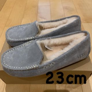 アグ(UGG)の新品　UGG アンスレー モカシン　ライトグレー(スリッポン/モカシン)