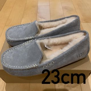 アグ(UGG)の新品　UGG アンスレー モカシン　ライトグレー(スリッポン/モカシン)