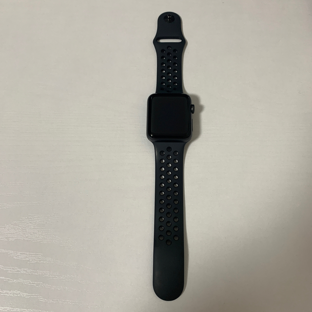 Apple Watch 3 Nike 42 mm スペースグレイ　GPS