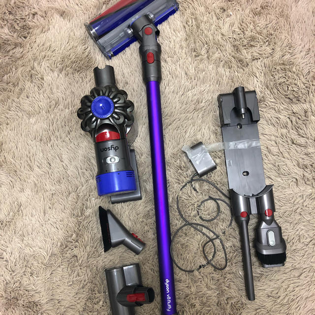 Dyson V8 Fluffy+