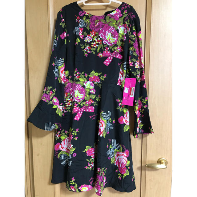 BETSEY JOHNSON - ベッツィージョンソンワンピの通販 by BETSEY JOHNSON - ベッツィージョンソンワンピの通販 by