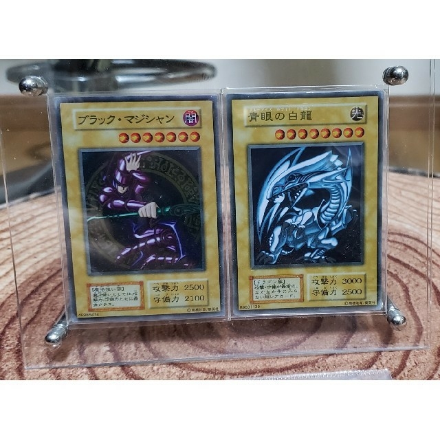 送料無料 ブラックマジシャン ステンレス ブラマジ 遊戯王】コナミ