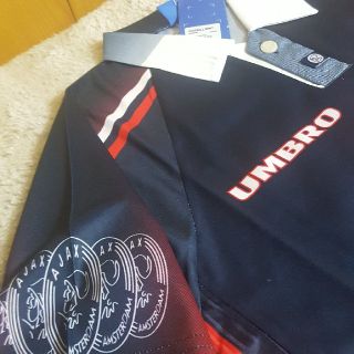 Umbro アヤックス 黒の新品未使用タグ付きユニホームになります の通販 By デル リオん S Shop アンブロならラクマ Umbro アヤックス 黒の新品未使用タグ付きユニホームになります の通販 By デル リオん S Shop アンブロならラクマ