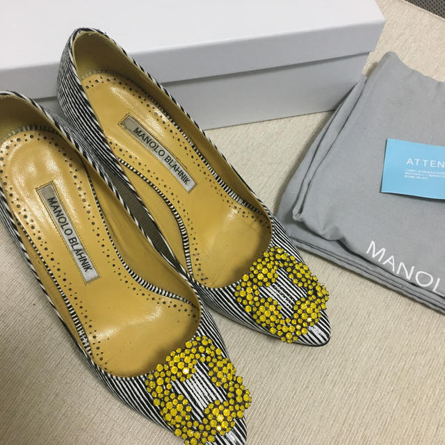 MANOLO BLAHNIK(マノロブラニク)のマロノブラニク レディースの靴/シューズ(ハイヒール/パンプス)の商品写真
