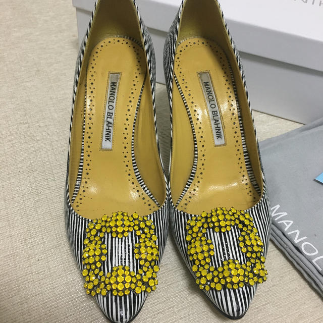 MANOLO BLAHNIK(マノロブラニク)のマロノブラニク レディースの靴/シューズ(ハイヒール/パンプス)の商品写真