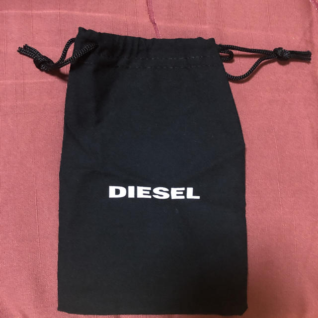 DIESEL(ディーゼル)の未使用　DIESEL巾着 レディースのファッション小物(ポーチ)の商品写真