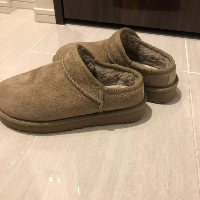 ugg CLASSIC SLIPPER FRAMeWORK アグ　フレームワーク