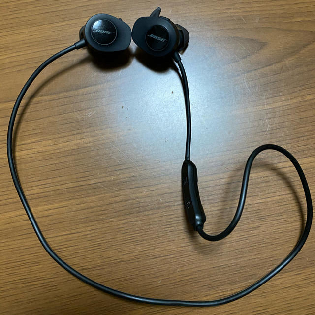 BOSE SoundSport wireless earphones 1