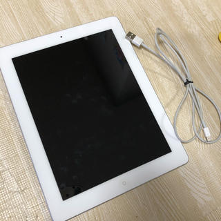 アイパッド(iPad)のIpad4 第4世代 本体 32G WiFiモデル(タブレット)