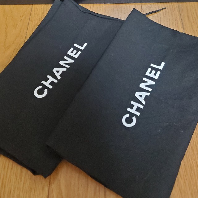 CHANEL(シャネル)のCHANELロングブーツ37.5黒24レザージョッキーロゴcocoシャネル レディースの靴/シューズ(ブーツ)の商品写真