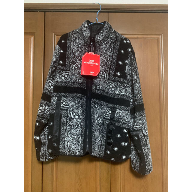 Supreme(シュプリーム)のsupreme bandana fleece jacket   メンズのジャケット/アウター(ブルゾン)の商品写真