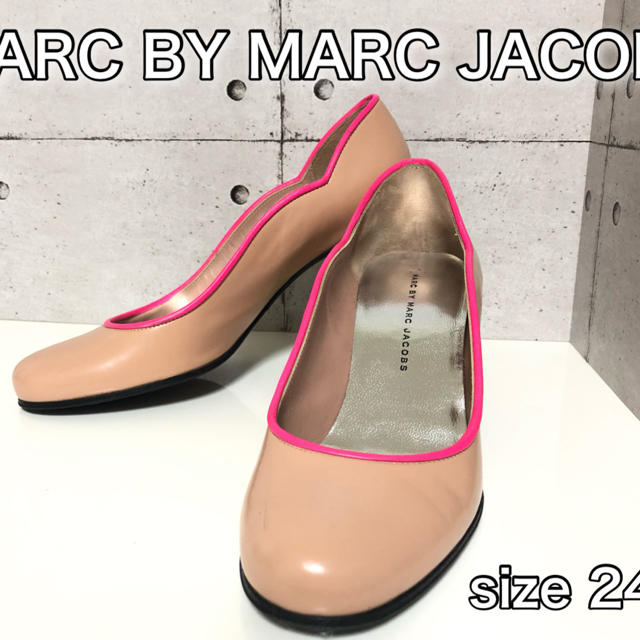 MARC BY MARC JACOBS(マークバイマークジェイコブス)のエナメルパンプス&サーモンピンク MARC BY MARC JACOBS レディースの靴/シューズ(ハイヒール/パンプス)の商品写真