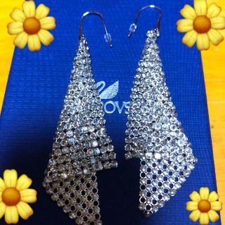 スワロフスキー(SWAROVSKI)のSWAROVSKI FIT❣️ミランダカ-広告着用メッシュピアス9.5センチ(ピアス)