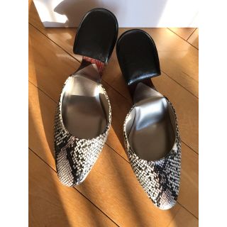 アメリヴィンテージ(Ameri VINTAGE)のAmeri Vintage STEP UP MULE ブラック Sサイズ(ミュール)