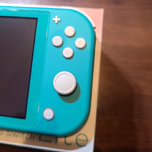 Nintendo Switch(ニンテンドースイッチ)の美品 NINTENDO SWITCH LITE 本体  エンタメ/ホビーのゲームソフト/ゲーム機本体(家庭用ゲーム機本体)の商品写真