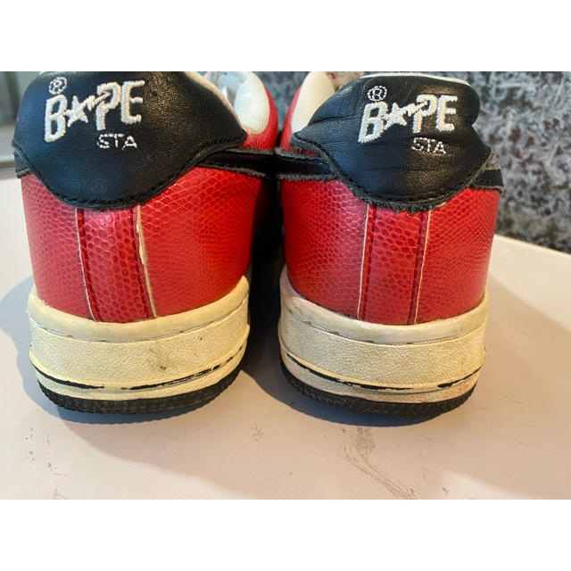 A BATHING APE(アベイシングエイプ)のAPE BAPESTA RED SNAKE US8 メンズの靴/シューズ(スニーカー)の商品写真