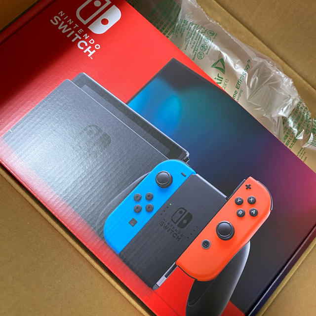 ニンテンドー　switch ネオン　新品