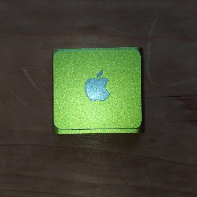 Apple(アップル)のiPod shuffle　第4世代　2G エンタメ/ホビーのCD(その他)の商品写真