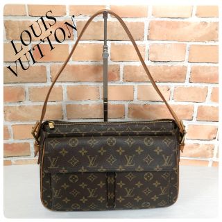 ルイヴィトン(LOUIS VUITTON)の☆極美品★　ルイヴィトン　モノグラム　ヴィヴァシテGM　ショルダーバッグ(ショルダーバッグ)