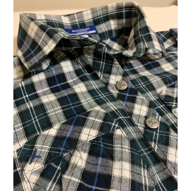 BURBERRY BLUE LABEL(バーバリーブルーレーベル)のバーバリー　ブルーレーベル　チェック　フレンチスリーブシャツ レディースのトップス(シャツ/ブラウス(半袖/袖なし))の商品写真