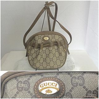 グッチ(Gucci)のPlus フロント ギャザー ポシェット(ショルダーバッグ)