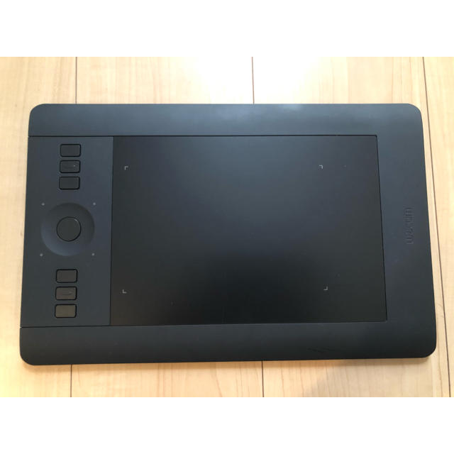 ワコム ペンタブレット intuos Pro Sサイズ PTH-451/K1