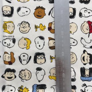 スヌーピー(SNOOPY)のスヌーピーと仲間たち　ファブリック(生地/糸)