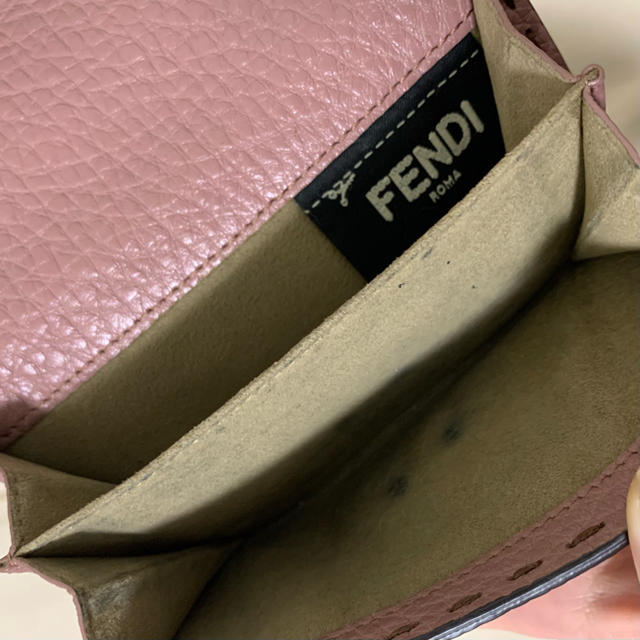 FENDI 折りたたみ ピーカーブーpeekaboo Selliaミニウォレット