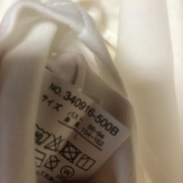 しまむら(シマムラ)の白のロンT  L レディースのトップス(Tシャツ(長袖/七分))の商品写真