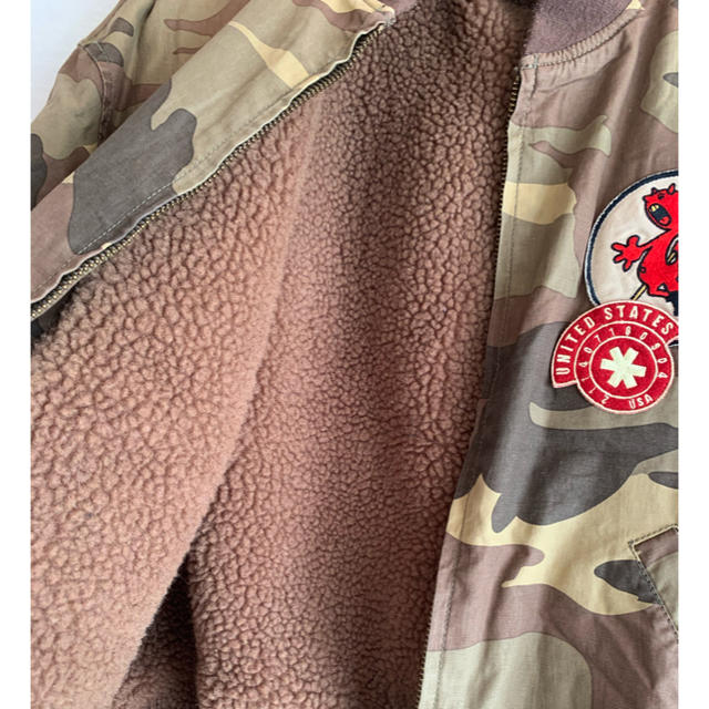 Ungrid(アングリッド)のungrid 迷彩ボアジャケット　ブルゾン　カモフラ レディースのジャケット/アウター(ミリタリージャケット)の商品写真