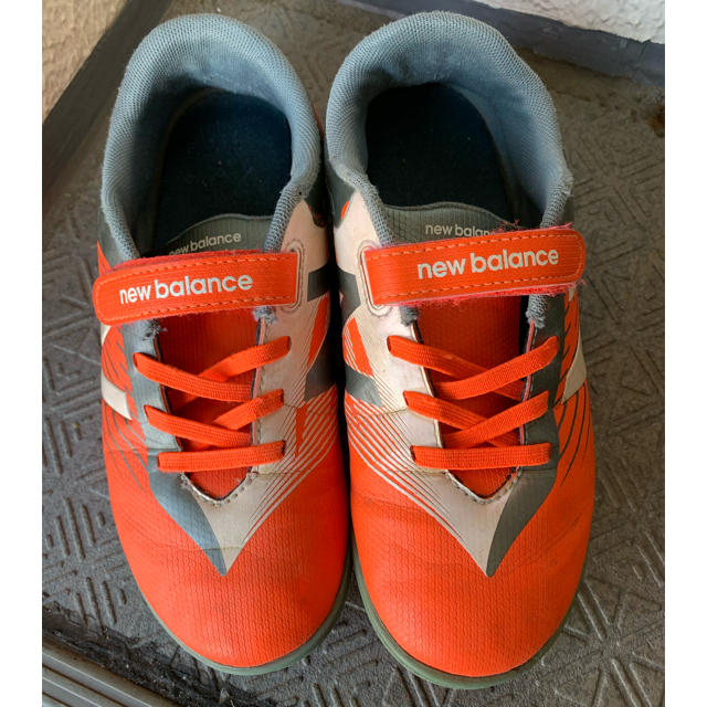New Balance(ニューバランス)のニューバランス　トレーニングシューズ　22cm キッズ キッズ/ベビー/マタニティのキッズ靴/シューズ(15cm~)(スニーカー)の商品写真