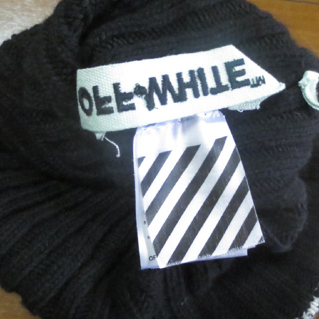 OFF-WHITE(オフホワイト)のオフホワイト 16aw ニット帽 ビーニー 黒  メンズの帽子(ニット帽/ビーニー)の商品写真