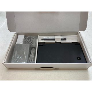 ニンテンドーDS(ニンテンドーDS)のNintendo DSi 本体 セット ブラック 黒【中古】(携帯用ゲーム機本体)