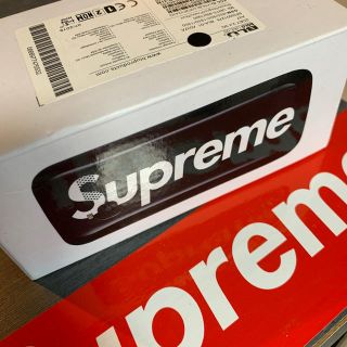 シュプリーム(Supreme)のシュプリーム  携帯電話(携帯電話本体)