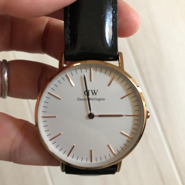 Daniel Wellington(ダニエルウェリントン)のDaniel Wellington腕時計(電池切れてます) レディースのファッション小物(腕時計)の商品写真