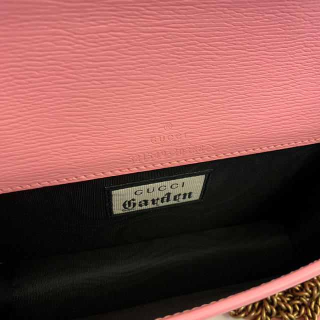 Gucci(グッチ)のGUCCI グッチ フィレンツェ グッチガーデン限定 ウォレット ピンク レディースのバッグ(ショルダーバッグ)の商品写真