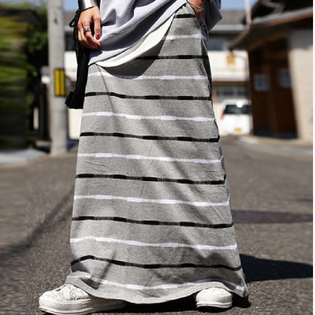 antiqua(アンティカ)のアンティカ ボーダーマキシスカート レディースのスカート(ロングスカート)の商品写真