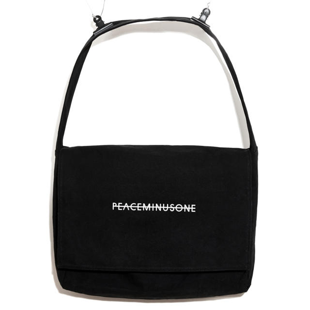 PEACEMINUSONE　メッセンジャーバッグ　⭐︎正規品⭐︎新品未使用⭐︎エンタメ/ホビー