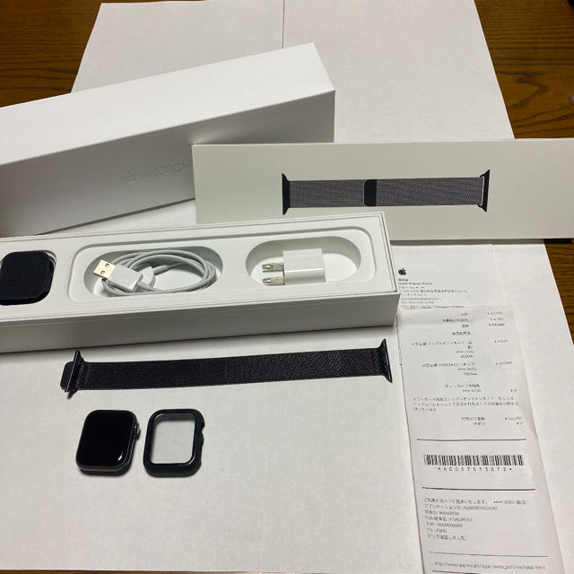 Apple Watch Series 5 40mm Aluminum GPS