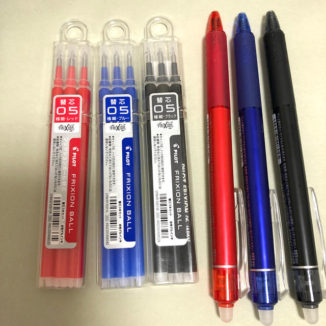 PILOT(パイロット)のフリクションボール 替芯3色セット 新品　　フリクションペン本体 インテリア/住まい/日用品の文房具(ペン/マーカー)の商品写真