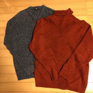 ユニクロ(UNIQLO)の【値下げ】ユニクロ タートルネックセーターとクルーネックセーターのセット(ニット/セーター)