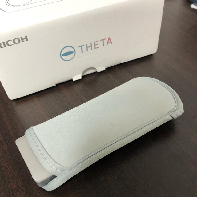 RICOH(リコー)のRICOH リコー THETA SC 美品 スマホ/家電/カメラのカメラ(その他)の商品写真