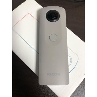 リコー(RICOH)のRICOH リコー THETA SC 美品(その他)