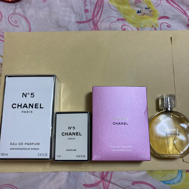 CHANEL 香水