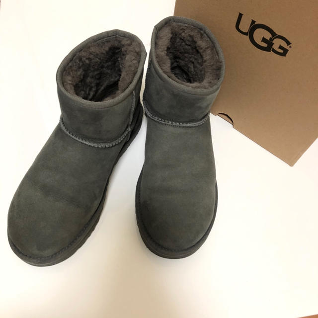 UGG(アグ)のUGG クラシック ミニ II  レディースの靴/シューズ(ブーツ)の商品写真