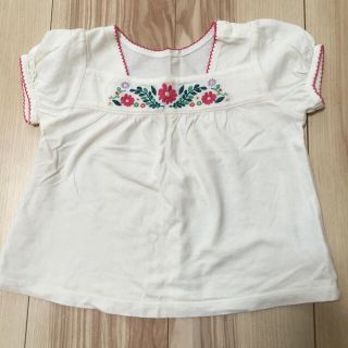 ユニクロ(UNIQLO)の♡UNIQLO 刺繍Tシャツ80♡(Ｔシャツ)