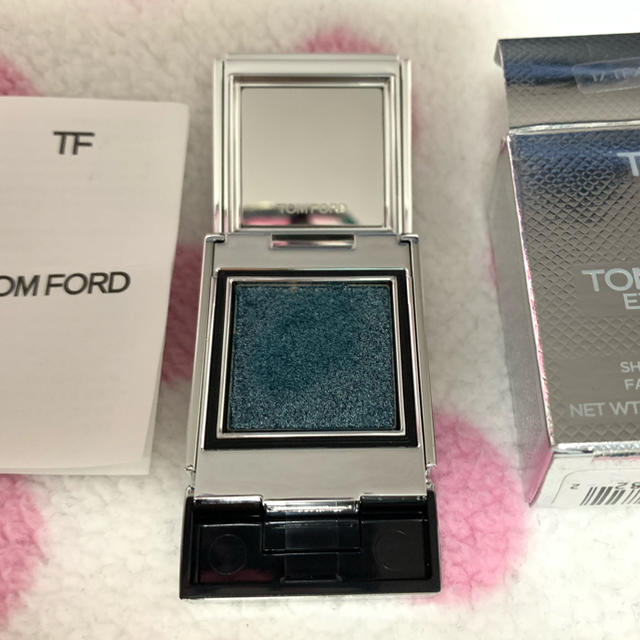 TOM FORD(トムフォード)のトムフォード　アイシャドウ　TOM FORD コスメ/美容のベースメイク/化粧品(アイシャドウ)の商品写真