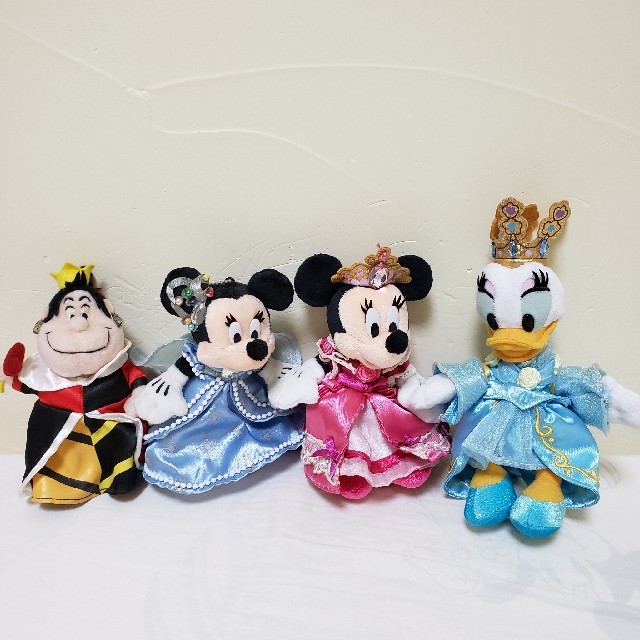 Disney(ディズニー)のディズニー　ぬいぐるみバッチ エンタメ/ホビーのおもちゃ/ぬいぐるみ(キャラクターグッズ)の商品写真