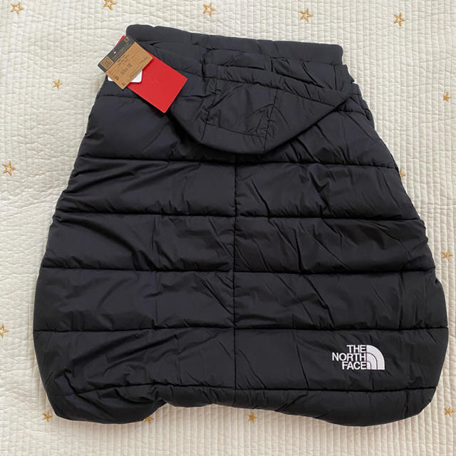 THE NORTH FACE(ザノースフェイス)の新品未使用★THE NORTH FACE Baby Shell Blanket キッズ/ベビー/マタニティのこども用ファッション小物(おくるみ/ブランケット)の商品写真